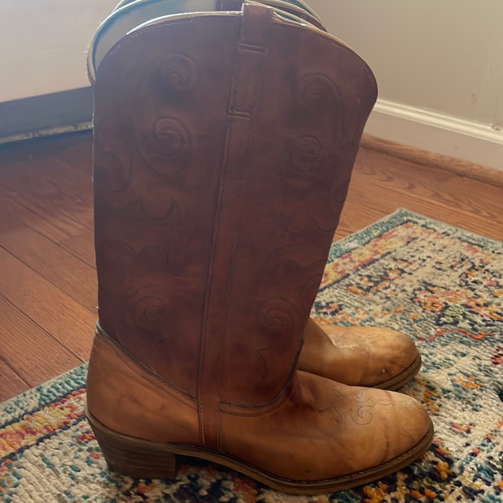 Vintage Dingo leather cowboy boots